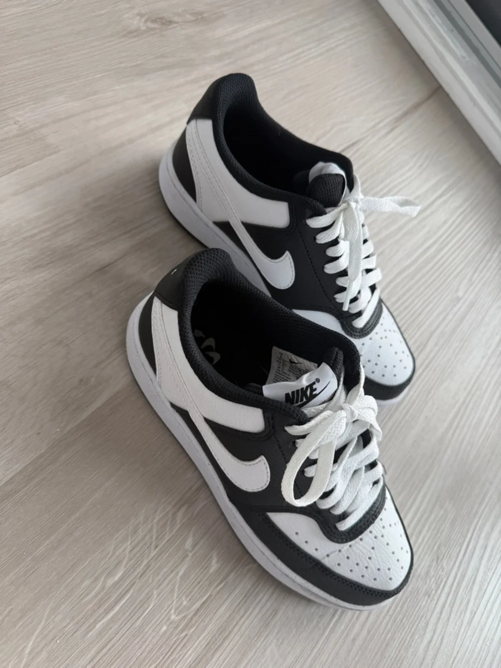 Nike Court Vision Low - Picture 3 of 4